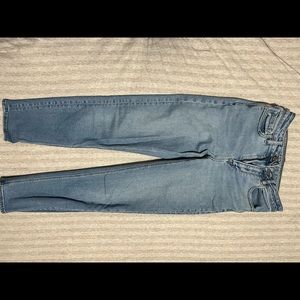 American eagle size 2 reg jeans